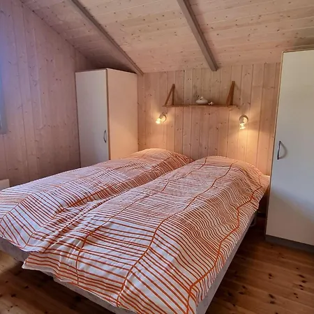 Ferienhaus-zwischen-wald-und-meer-mit-sauna-und-kamin Semesterbostad *